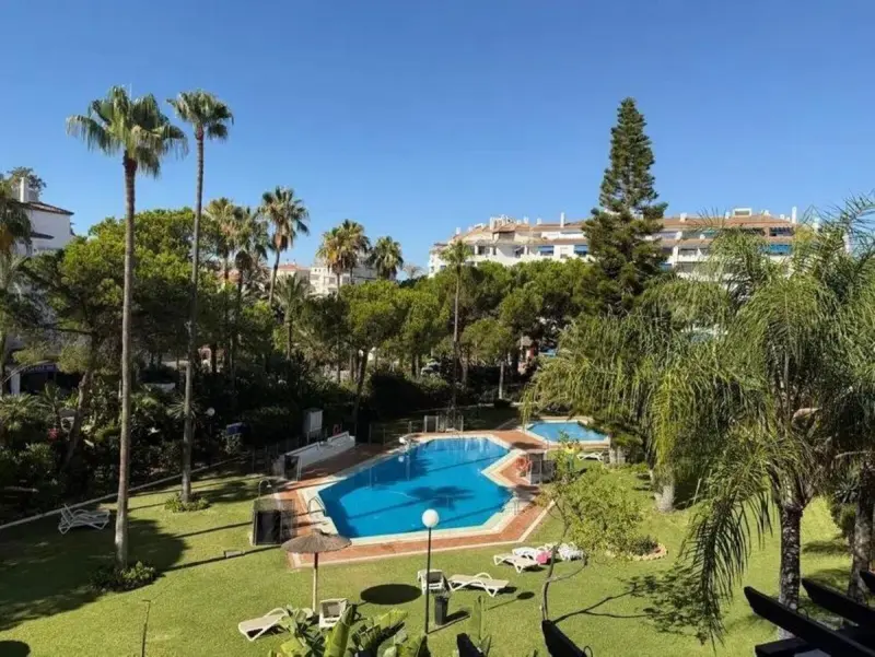 Lejlighed i Puerto Banús
