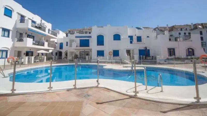Middle Floor Apartment in Marbella