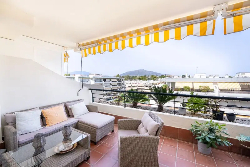 Lejlighed i Guadalmina Alta